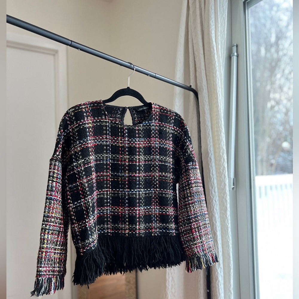 fringe tweed long sleeves